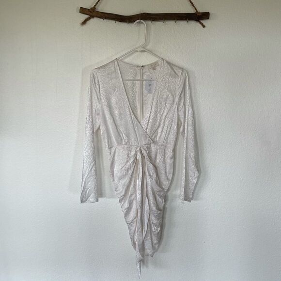NWT Ronny kobo white wrap dress - Picture 2 of 3